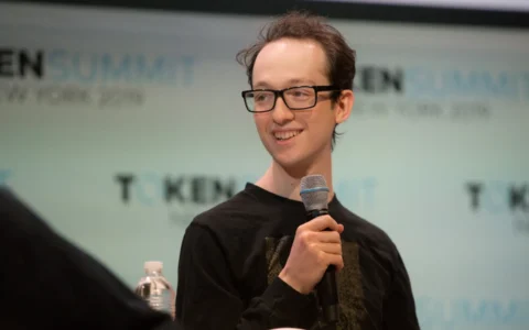 Uniswap Founder Hayden Adams Fires Back at v4 Fee Critics, Calls Claims ‘FUD and Misunderstanding’