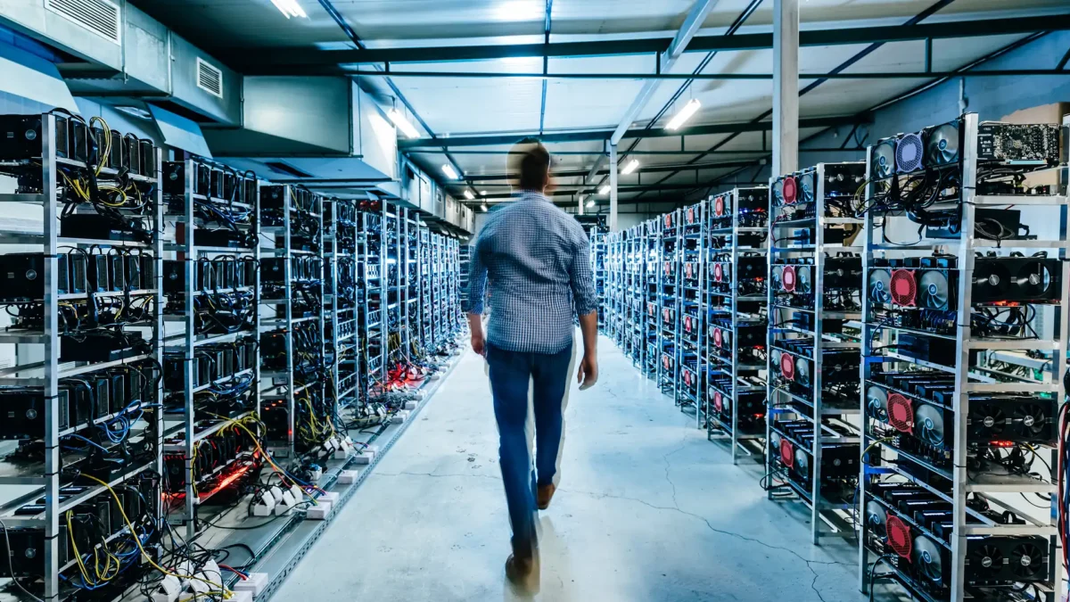 Bitcoin Miners Have Spent $5.11 Billion on AI and Earned $341 Million Back