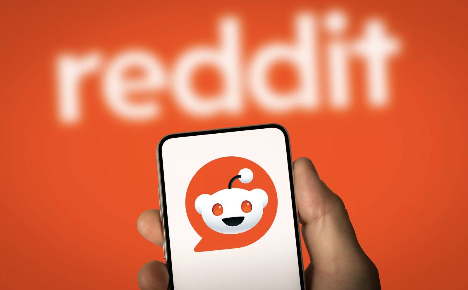 Hackers Used HBO Max’s Reddit Account to Target Crypto Wallets