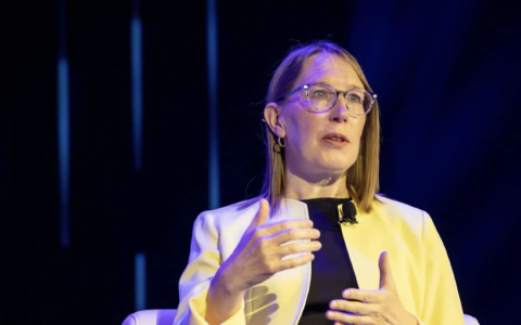 Peirce Wants to End a KYC Regime the SEC Does Not Write