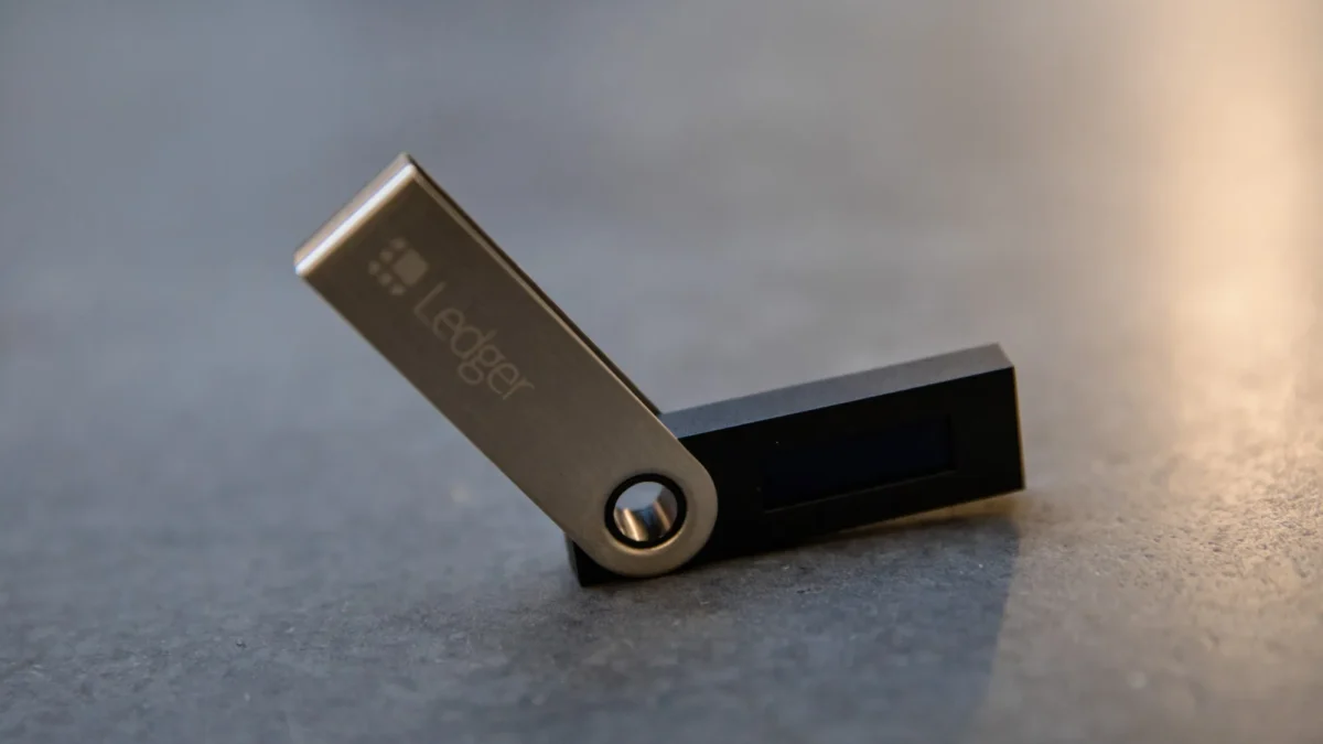 Ledger and Trezor Ask Bug Hunters for 90 Days Before Going Public