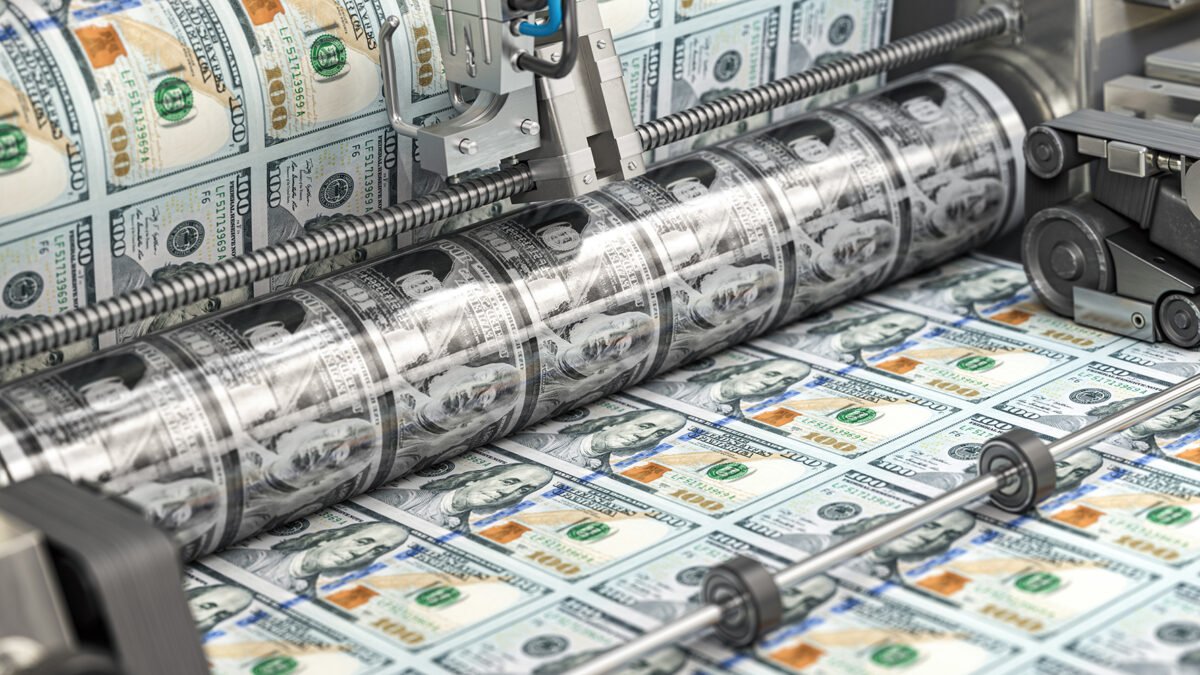 Higher Bank Savings Rates Slow Stablecoin Growth, BIS Paper Finds
