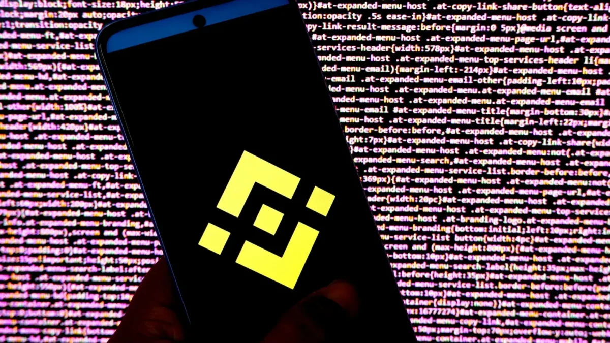 Binance Pauses Withdrawals as It Investigates Suspected Hack